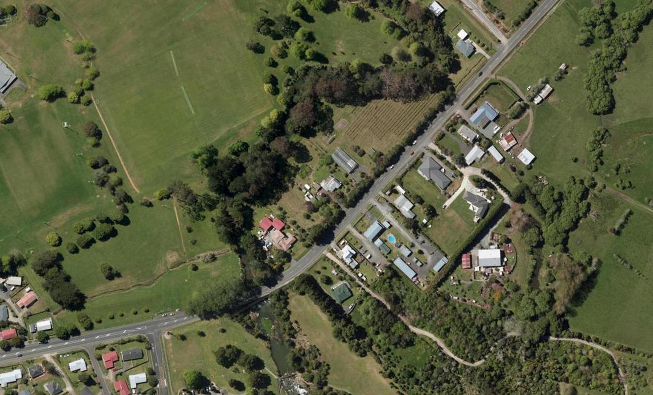 11 Ngunguru Road, Whangarei - Carousel 1