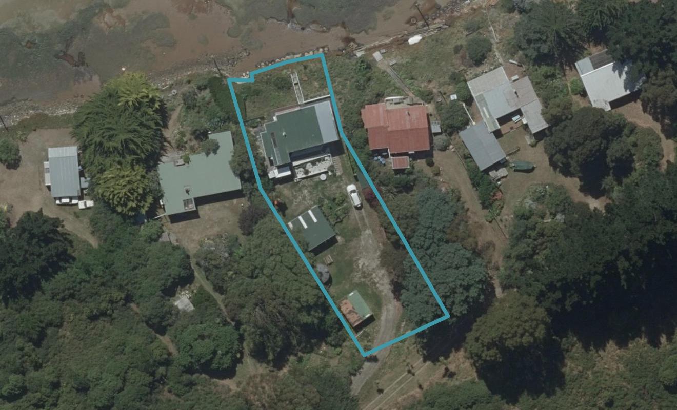 32 Otakou Golf Course Road, Otakou, Dunedin - Carousel 1