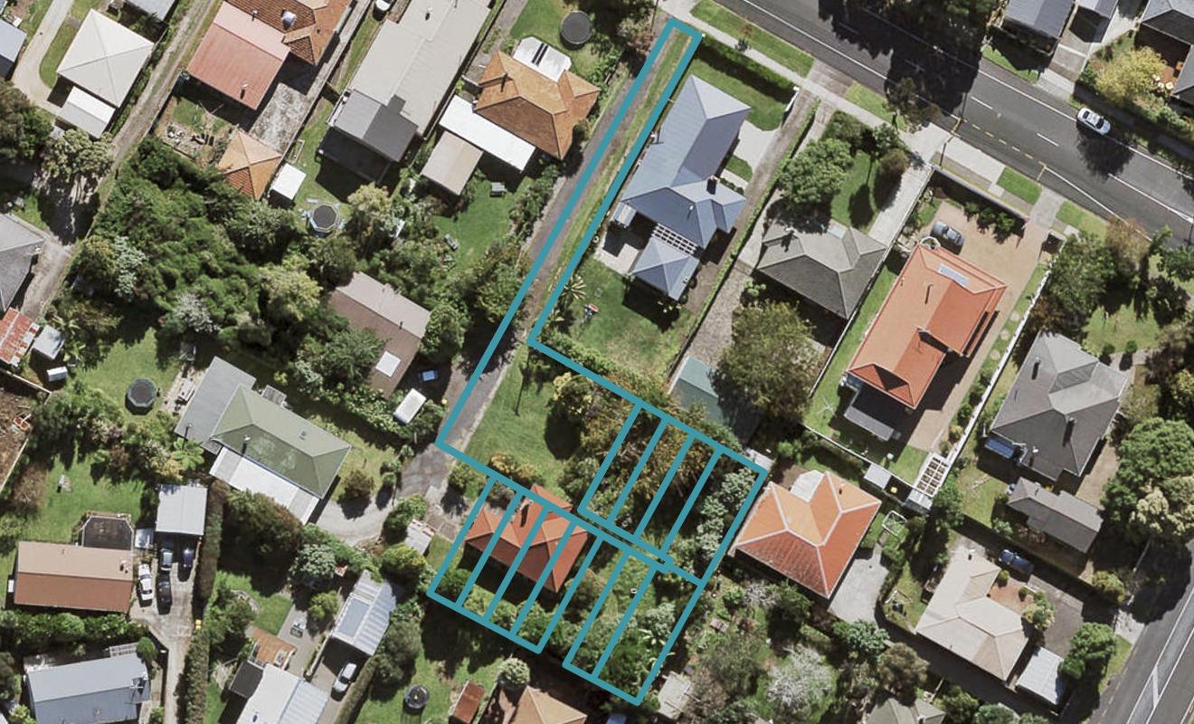 7/7 Boyd Avenue, Mangere Bridge, Auckland - Carousel 1