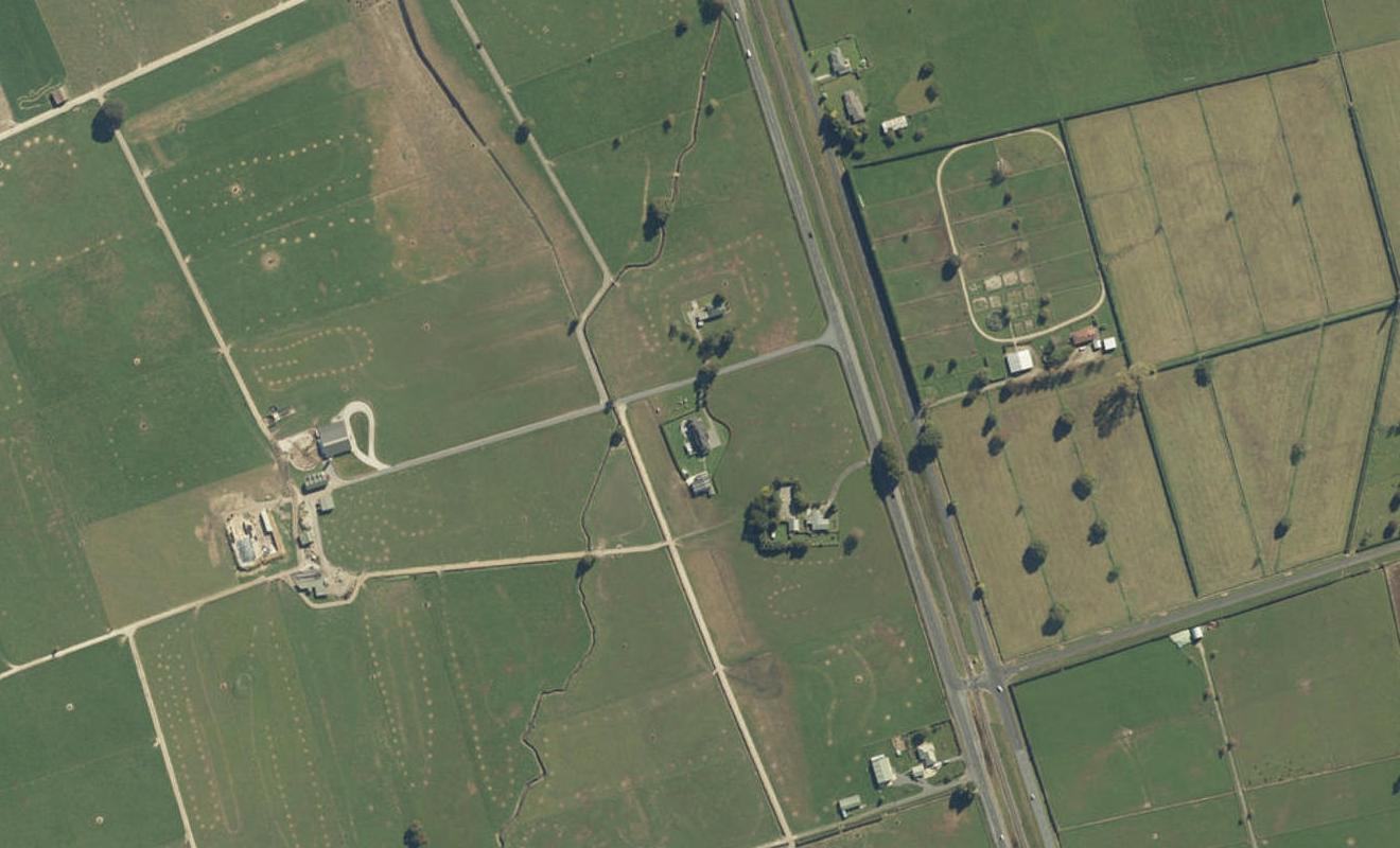 6966B State Highway 27, Waharoa - Carousel 1
