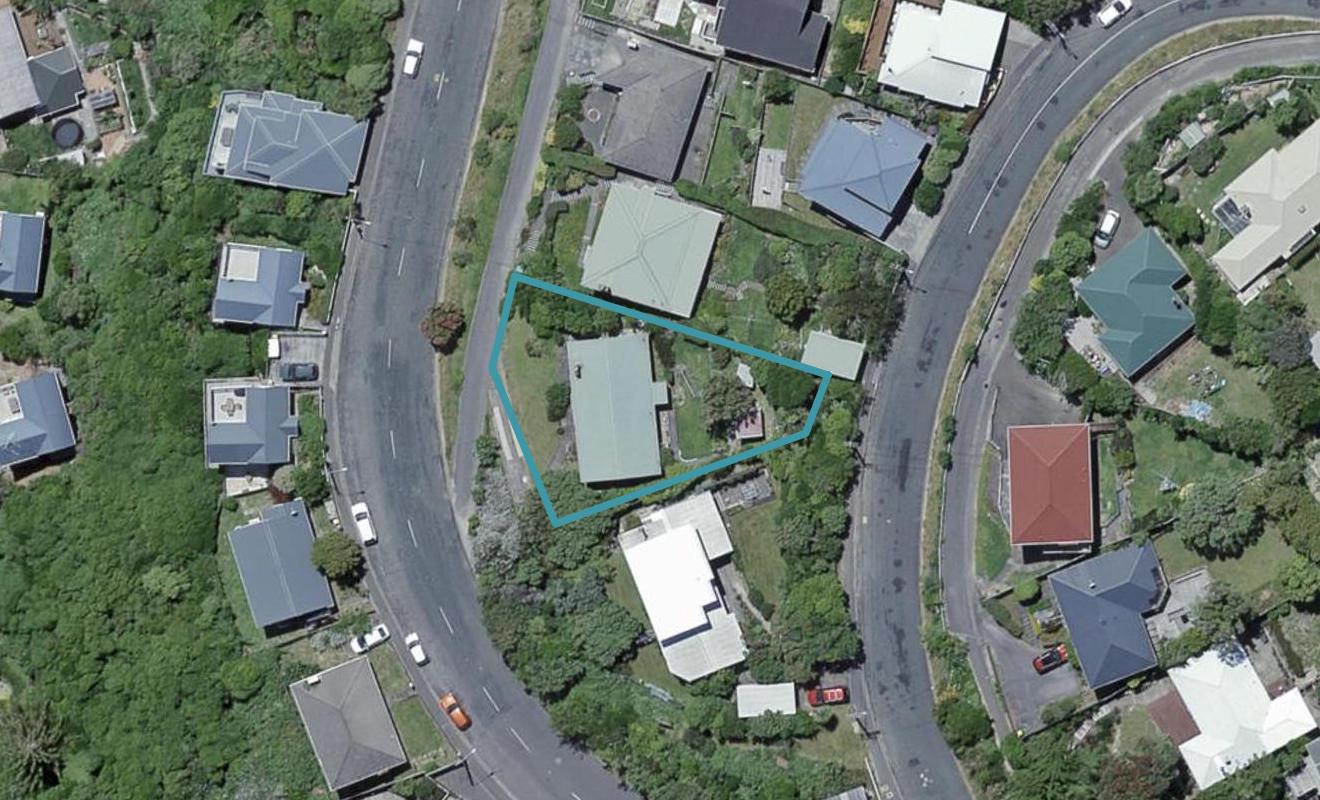 130 Pembroke Road, Wilton, Wellington - Carousel 1