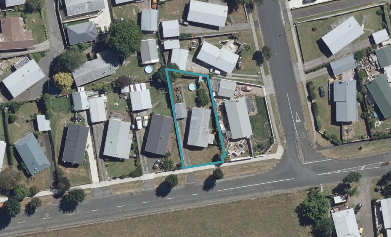 104 Saxbys Road, Deanwell, Hamilton - Carousel 1
