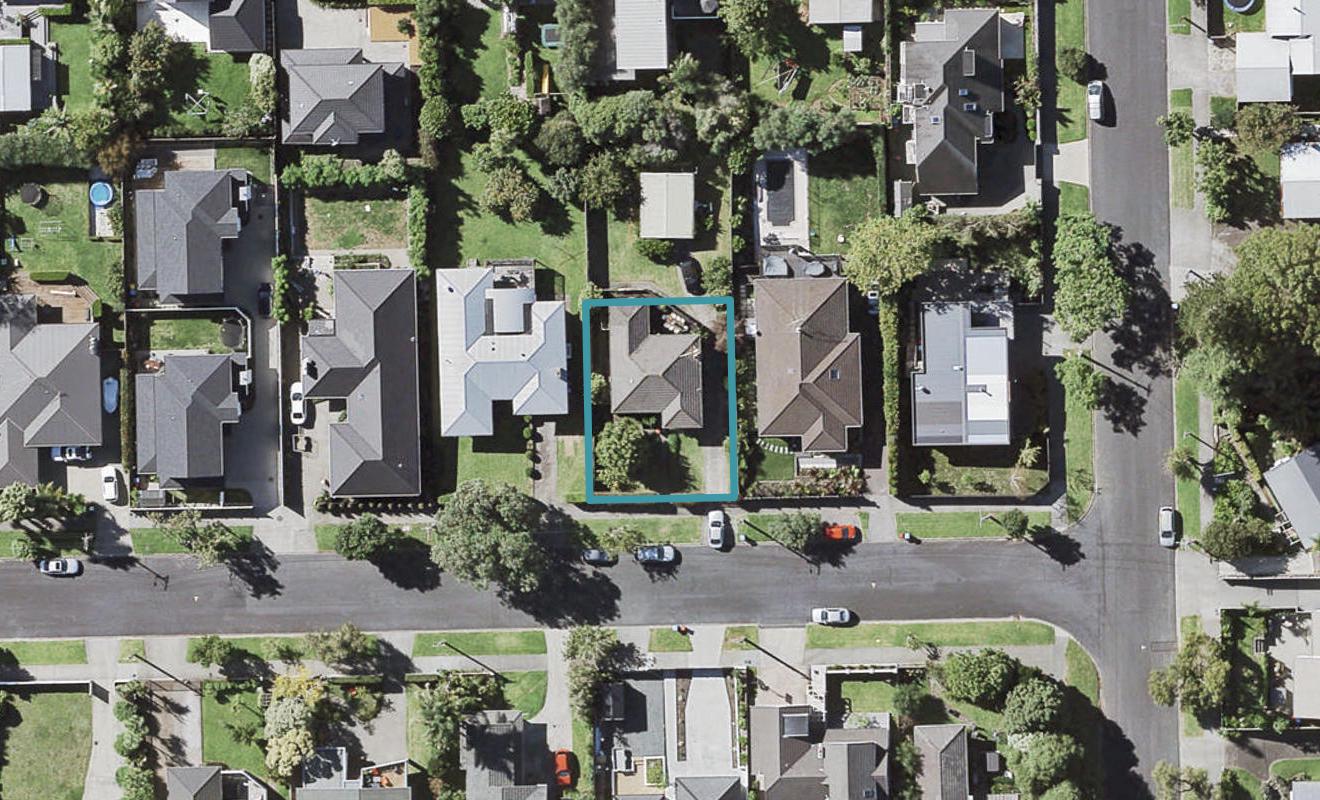 20A Lisburn Avenue , Glendowie, Auckland - Carousel 1