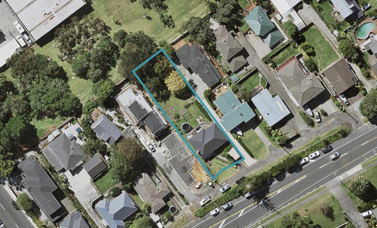 252 Sunset Road, Windsor Park, Auckland - Carousel 1