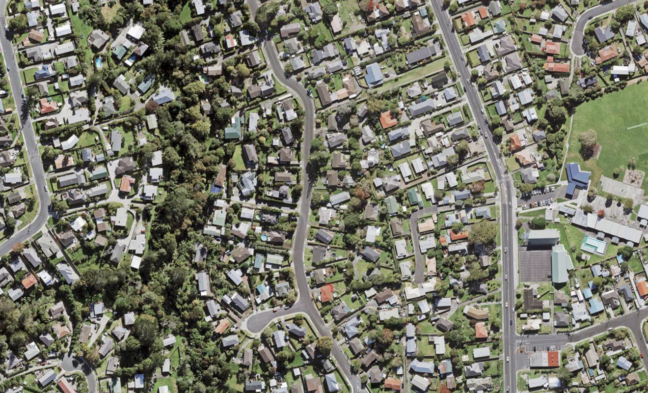 48 Hellyers Street, Birkdale, Auckland - Carousel 1