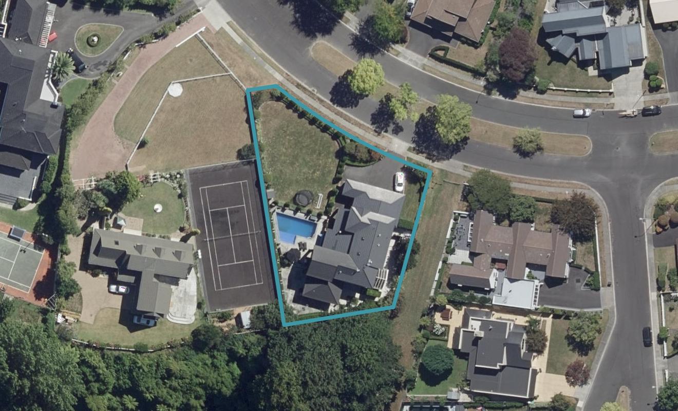 107 Harrowfield Drive, Harrowfield, Hamilton - Carousel 1