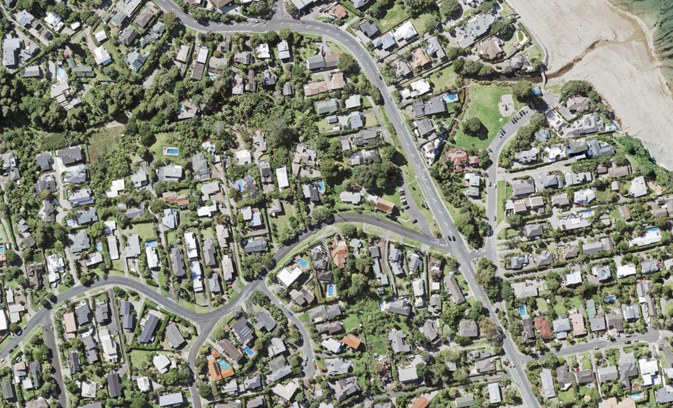 1/0 Park Rise, Campbells Bay, Auckland - Carousel 1