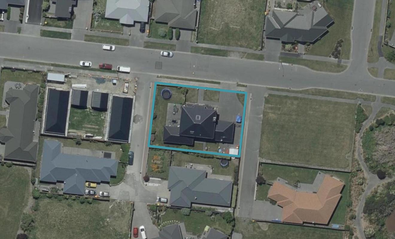 16 Kingsbridge Drive, Burwood, Christchurch - Carousel 1