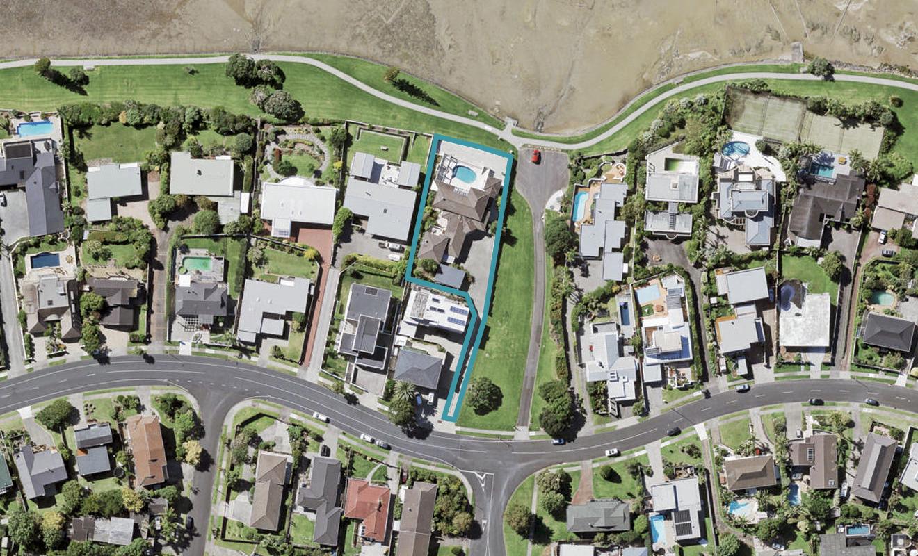 92 Bramley Drive, Farm Cove, Auckland - Carousel 1