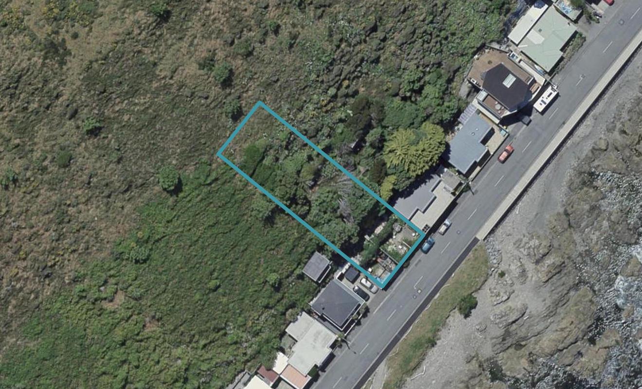 116 Owhiro Bay Parade, Owhiro Bay, Wellington - Carousel 1