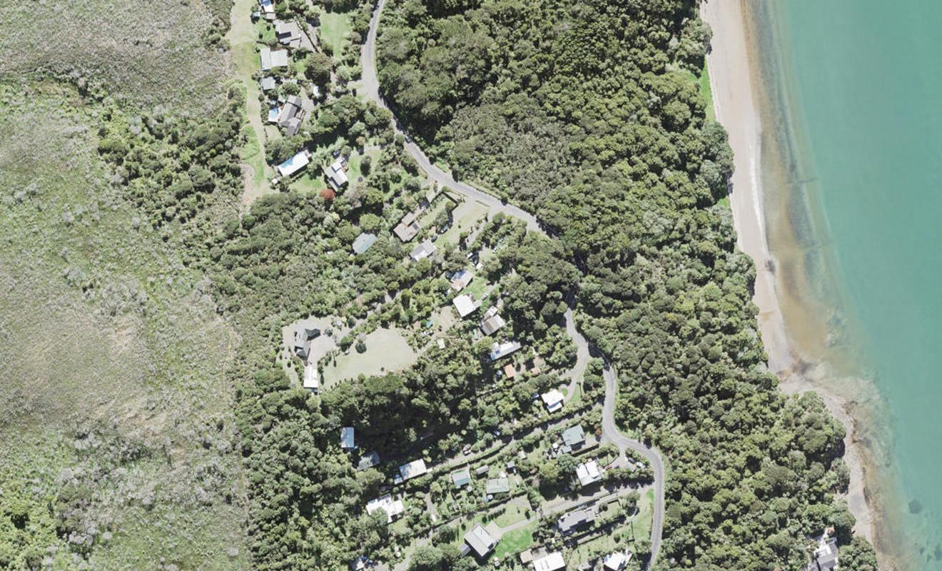 57 Cornwallis Road, Cornwallis, Auckland - Carousel 1