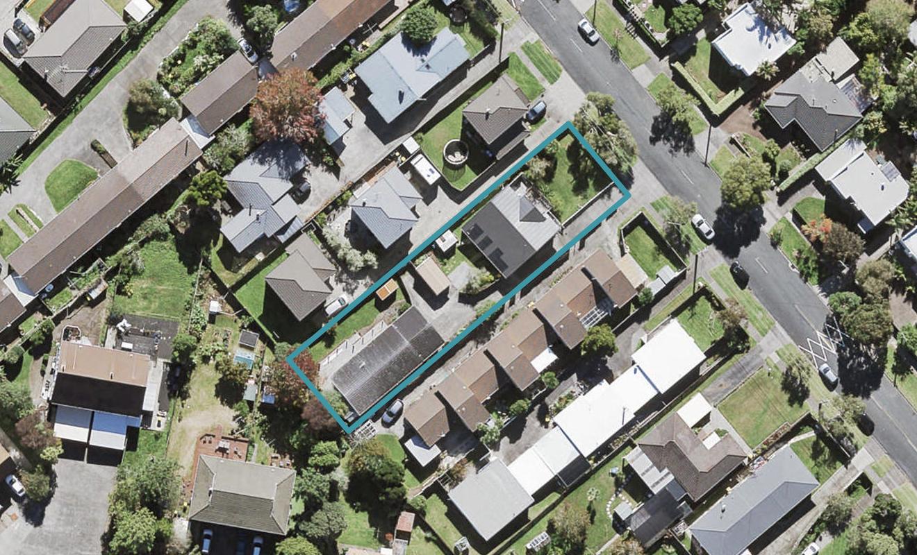27 Gardner Avenue, New Lynn, Auckland - Carousel 1
