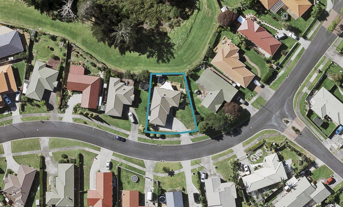 9 Davington Way, Burswood, Auckland - Carousel 1