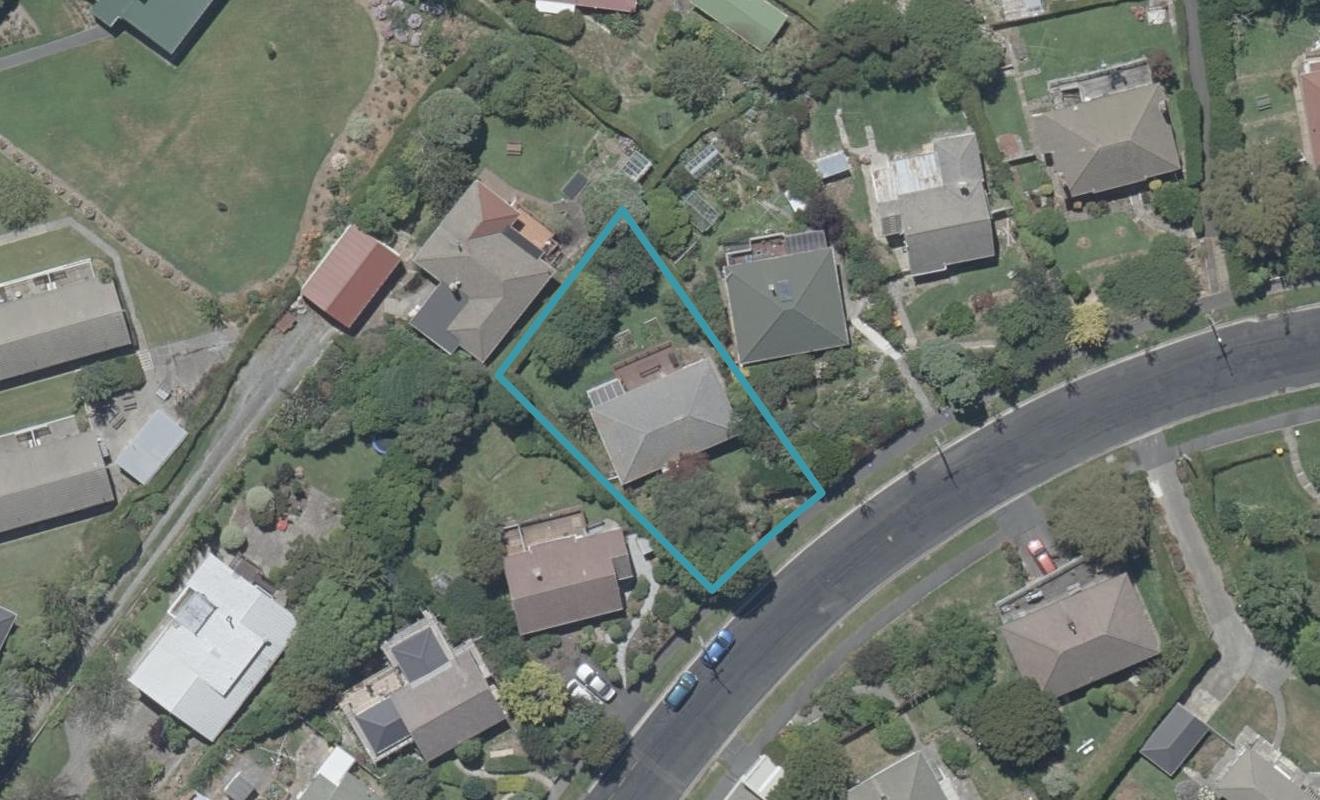 7 Forresbank Avenue, Wakari, Dunedin - Carousel 1