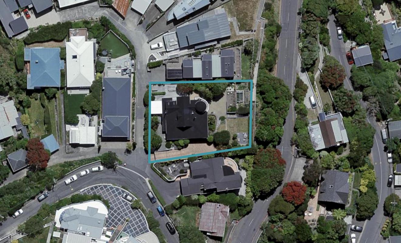 8 Robieson Lane, Roseneath, Wellington - Carousel 1