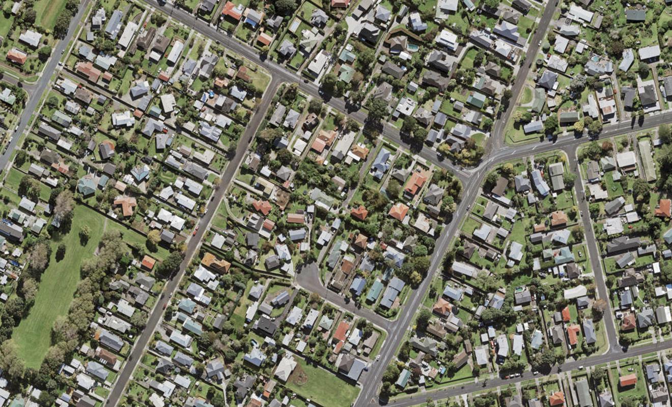 9 Boyd Avenue, Mangere Bridge, Auckland - Carousel 1