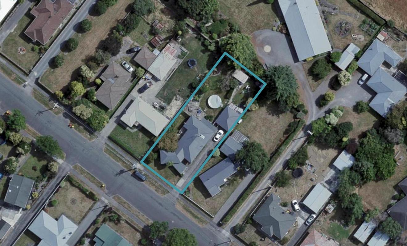 16 Brooklyn Road, Carterton - Carousel 1