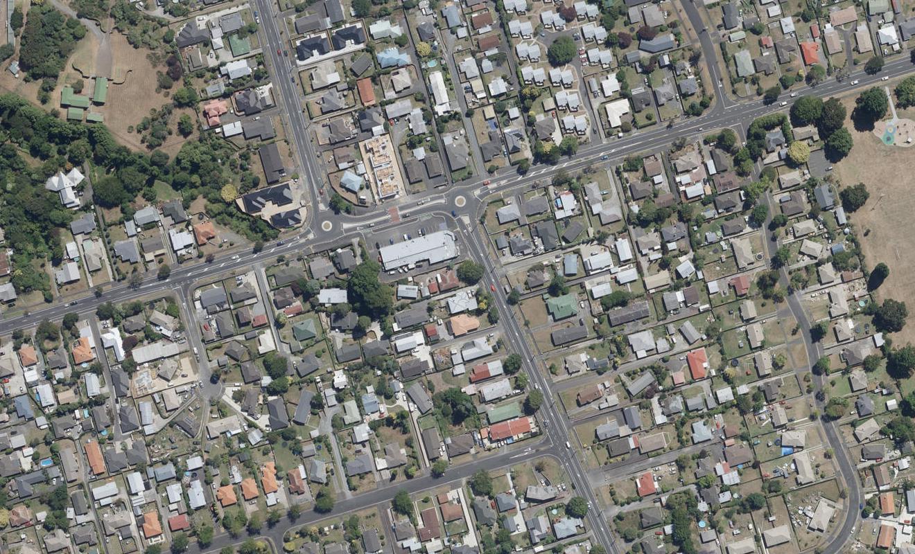1157 Heaphy Terrace, Fairfield, Hamilton - Carousel 1