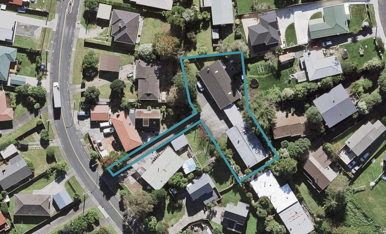 3/110 Vodanovich Road, Te Atatu South, Auckland - Carousel 1