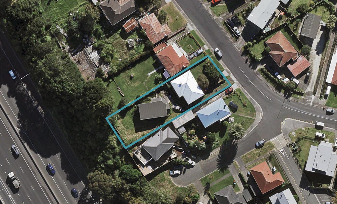 2/4 Portman Road, Mount Wellington, Auckland - Carousel 1