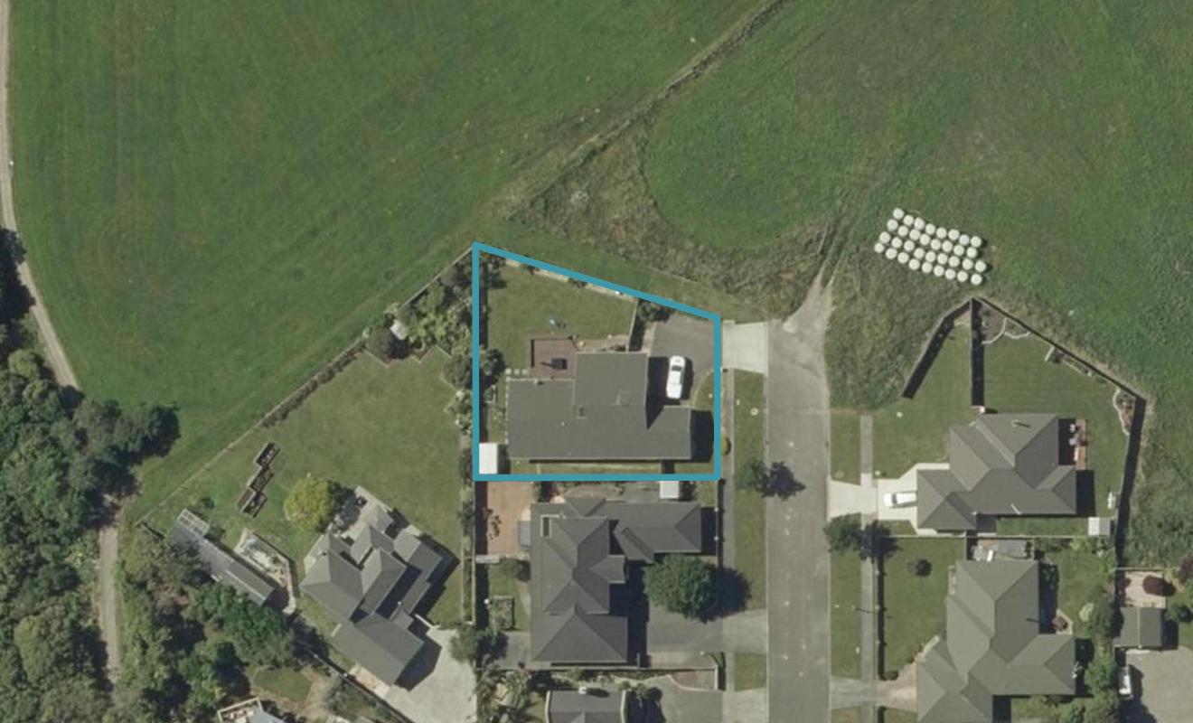 41 Abby Road, Fitzherbert, Palmerston North - Carousel 1