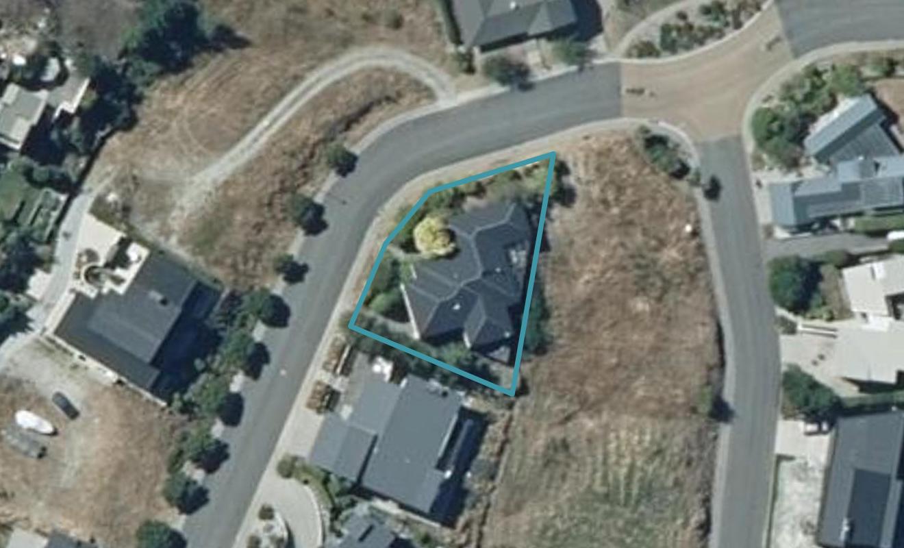 21 Aspen Grove, Fernhill, Queenstown - Carousel 1