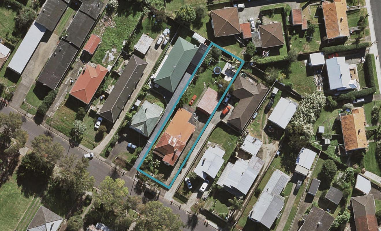 16 Middlemore Road, Otahuhu, Auckland - Carousel 1