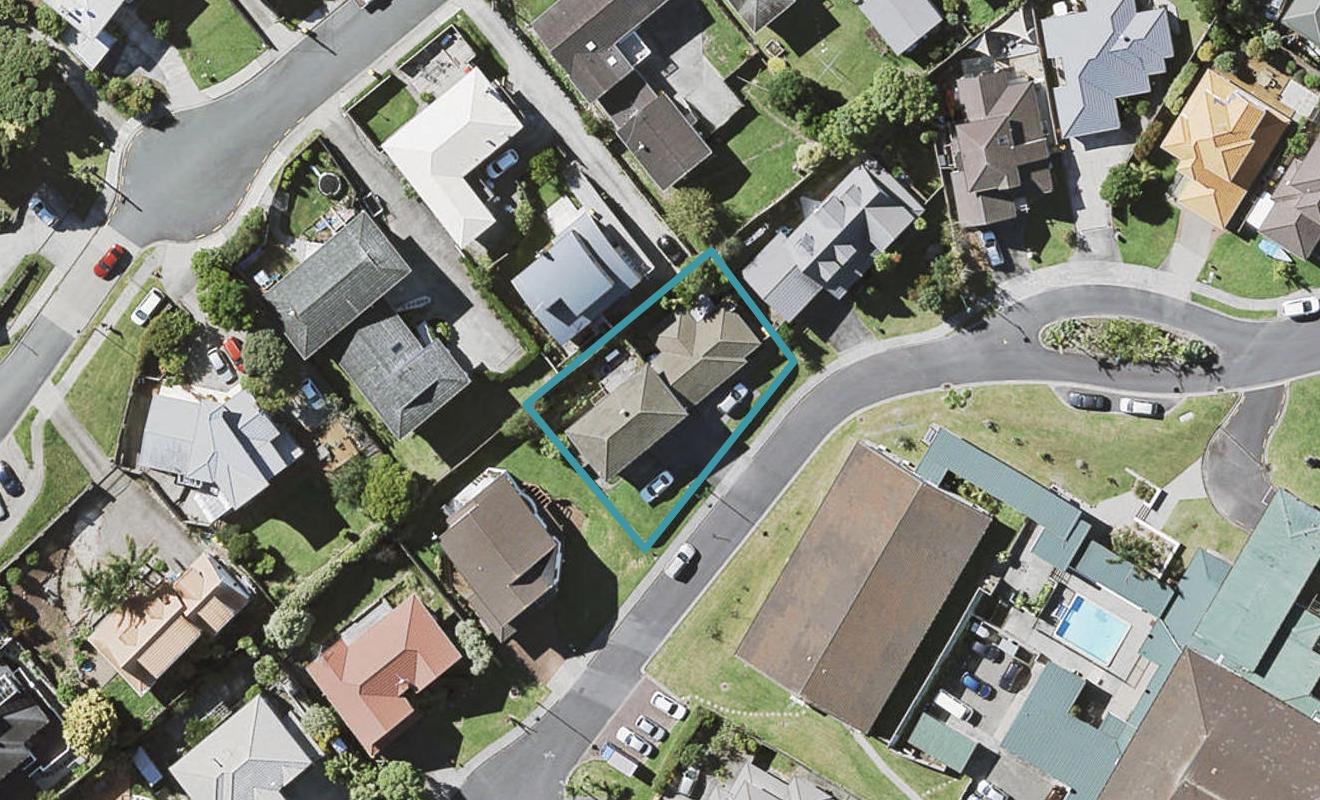 15 Noel Williams Place, Windsor Park, Auckland - Carousel 1