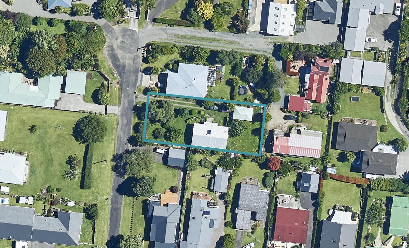 4 Fairlie Grove, Te Puna, Tauranga - Carousel 1