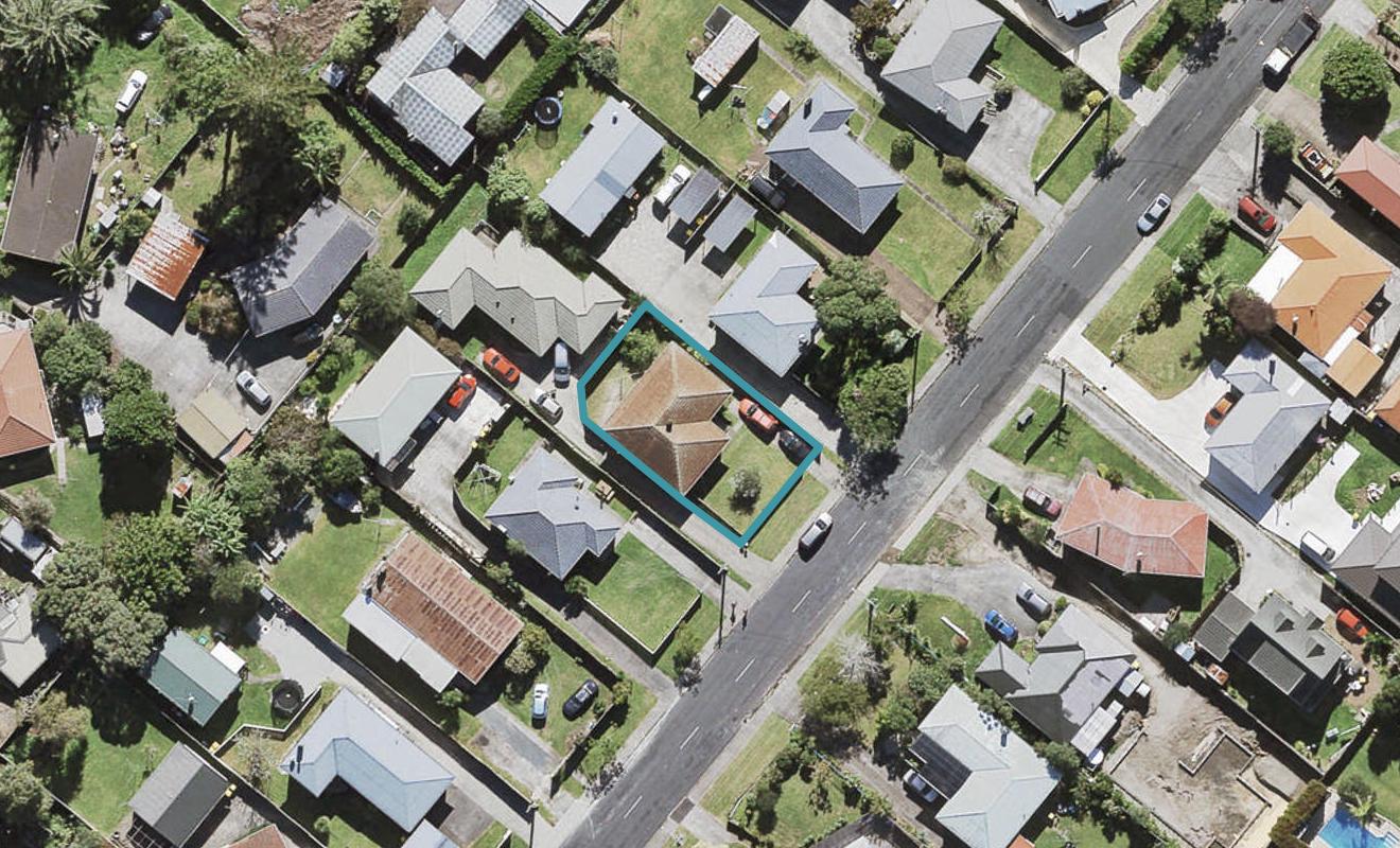 63 Farquhar Road, Glendene, Auckland - Carousel 1