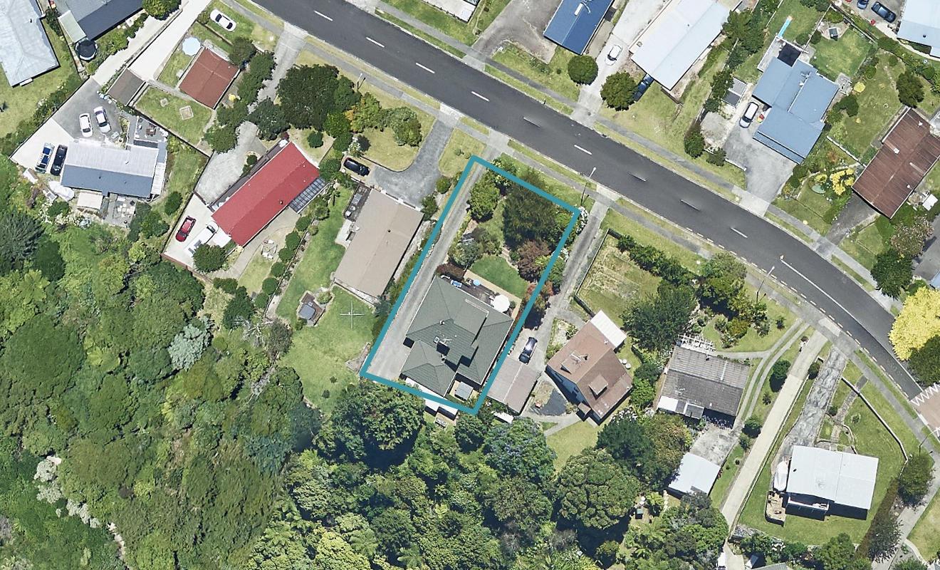 20 Langstone Street, Welcome Bay, Tauranga - Carousel 1