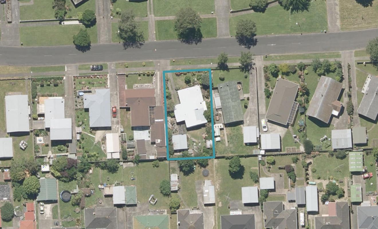 18 Hackett Street, Whanganui East, Whanganui - Carousel 1
