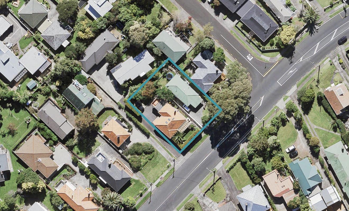 1/159 Titirangi Road, New Lynn, Auckland - Carousel 1