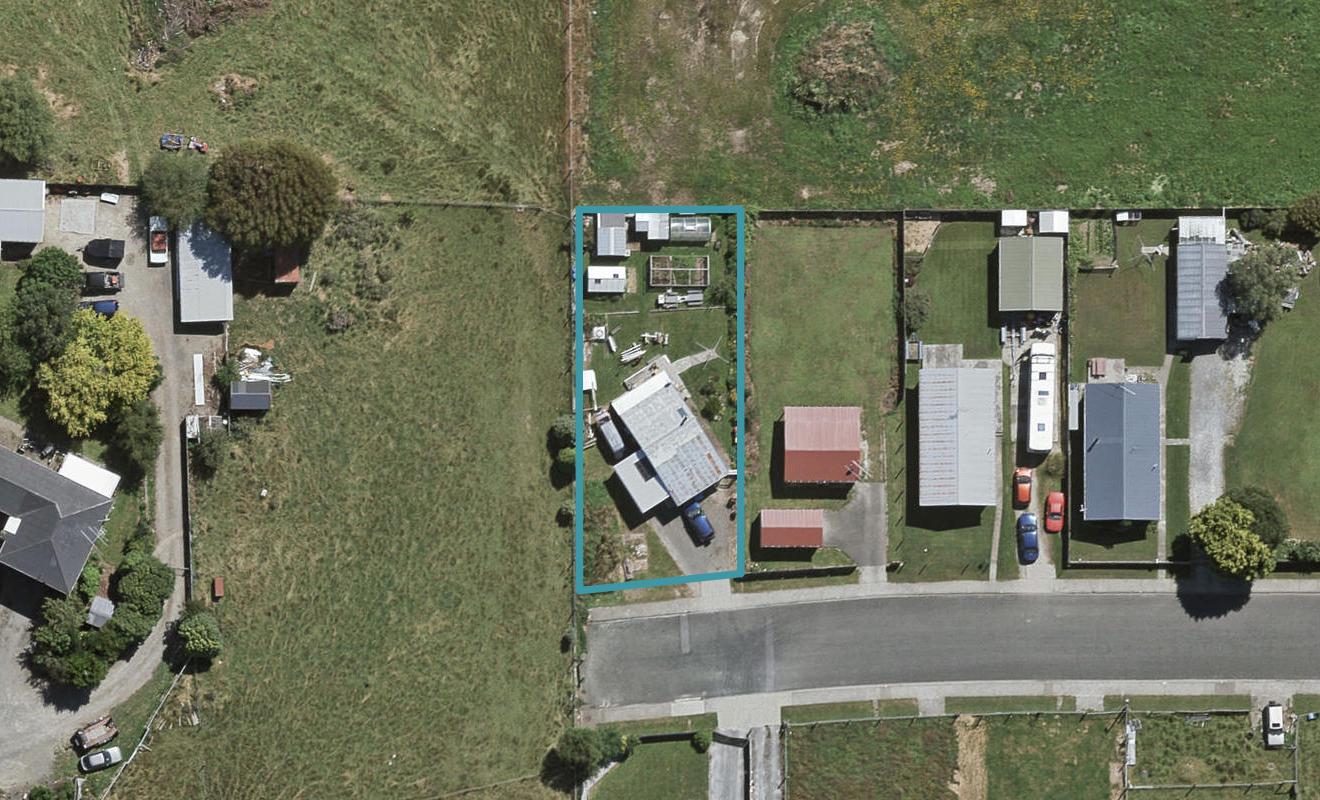 90 Vernon Street, Kingswell, Invercargill - Carousel 1