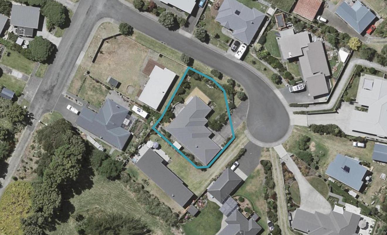 3 Byron Brown Place, Otaki Beach, Otaki - Carousel 1