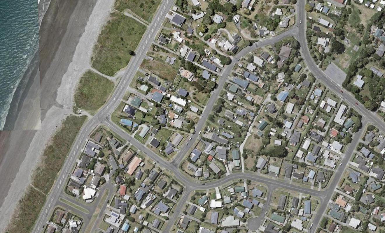 25 Babbacombe Avenue, Otaki Beach, Otaki - Carousel 1