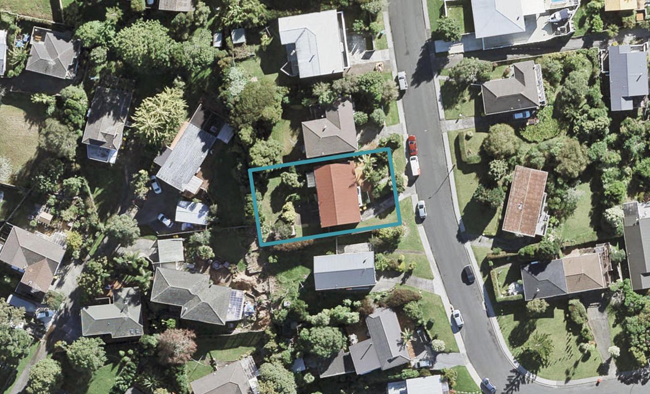 9 Barker Rise, Northcross, Auckland - Carousel 1