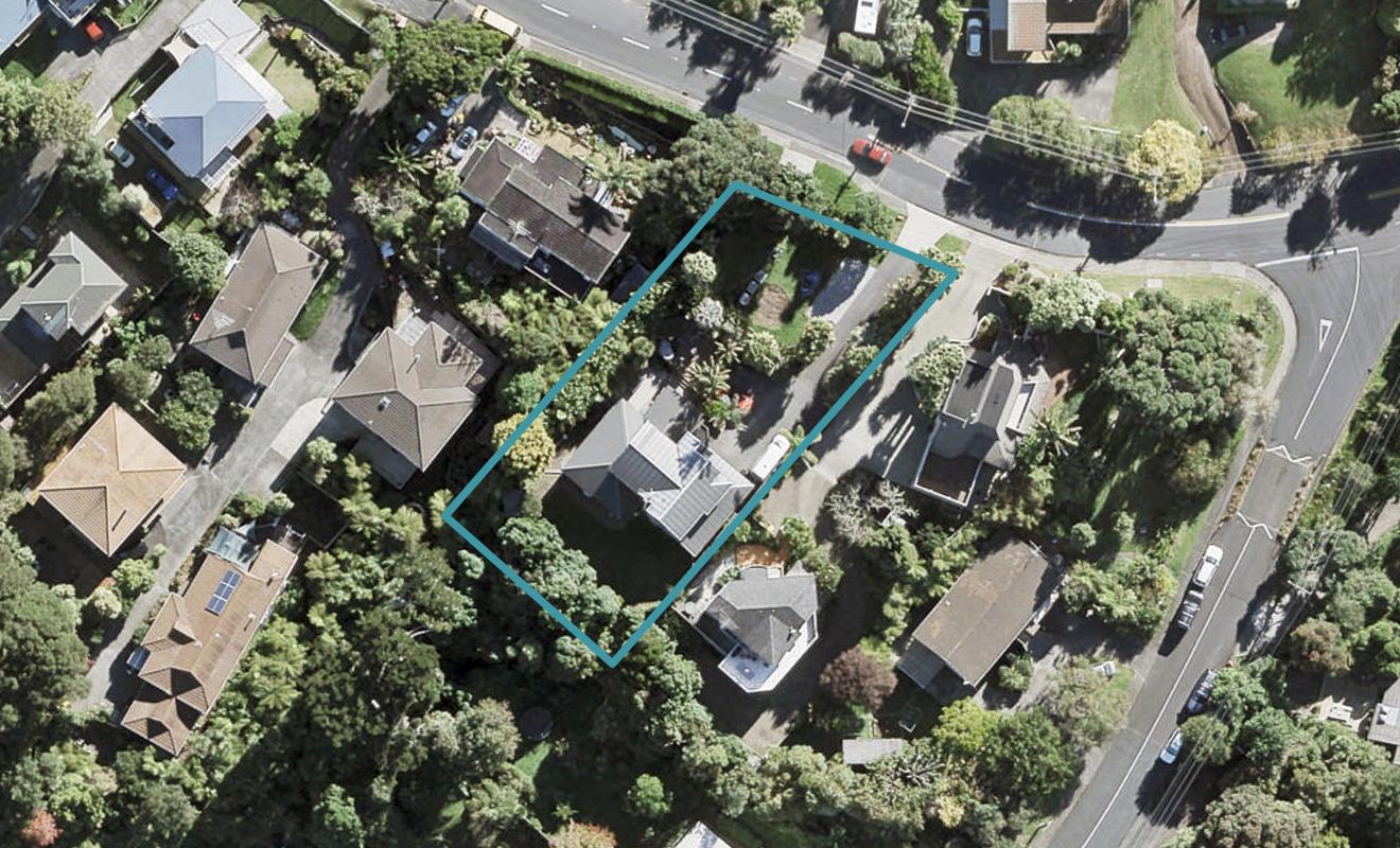26 Carlisle Road, Browns Bay, Auckland - Carousel 1