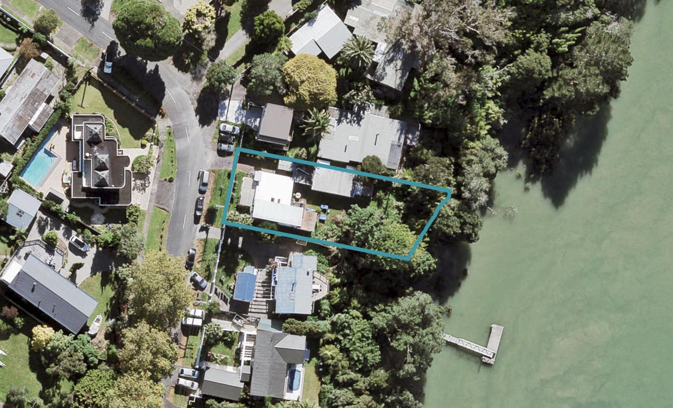 119 Ferry Parade, Herald Island, Auckland - Carousel 1