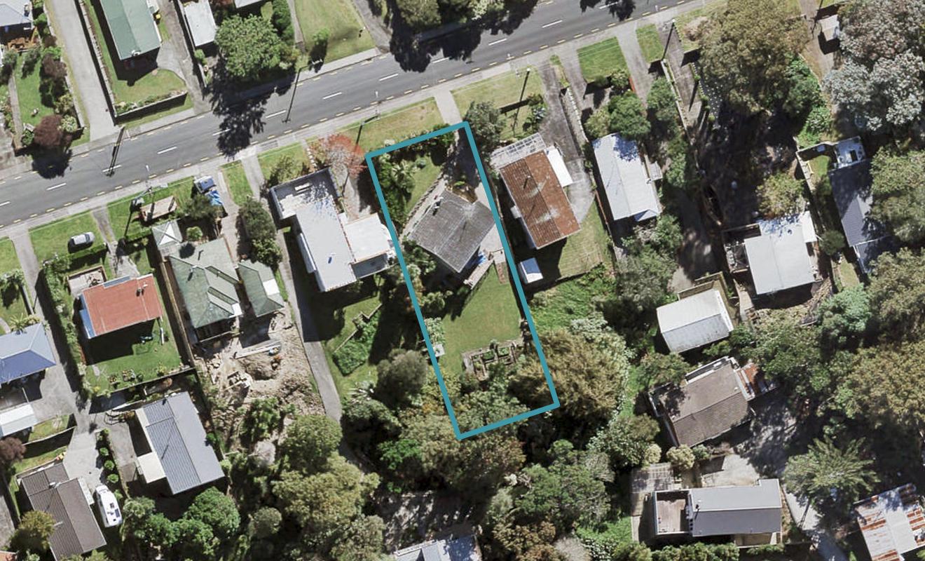 17 Eskdale Road, Birkdale, Auckland - Carousel 1