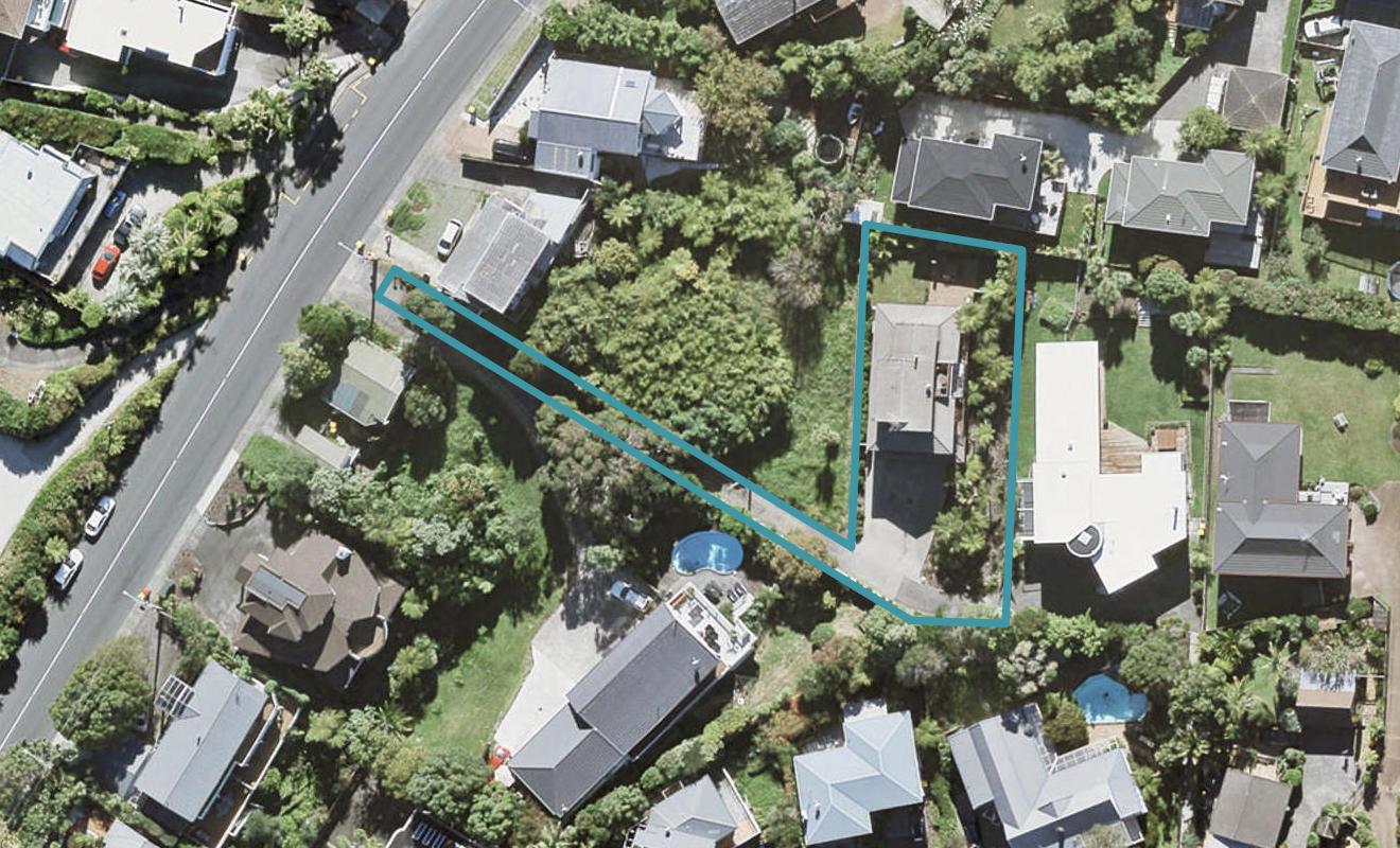 843 Beach Road, Browns Bay, Auckland - Carousel 1