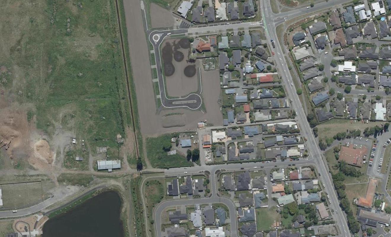 28 Nederland Avenue, Burwood, Christchurch - Carousel 1