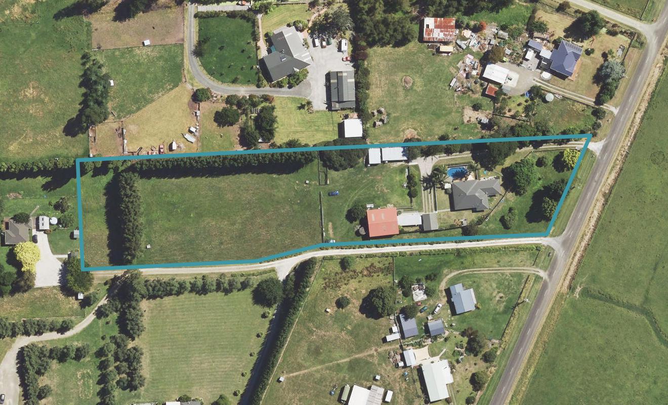 76 Cameron Road, Makauri, Gisborne - Carousel 1