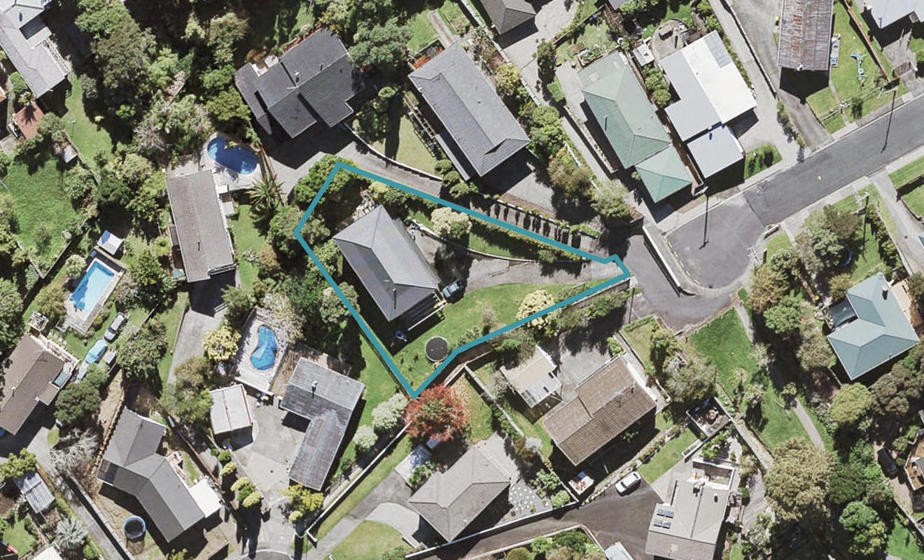 35 Barron Drive, Green Bay, Auckland - Carousel 1