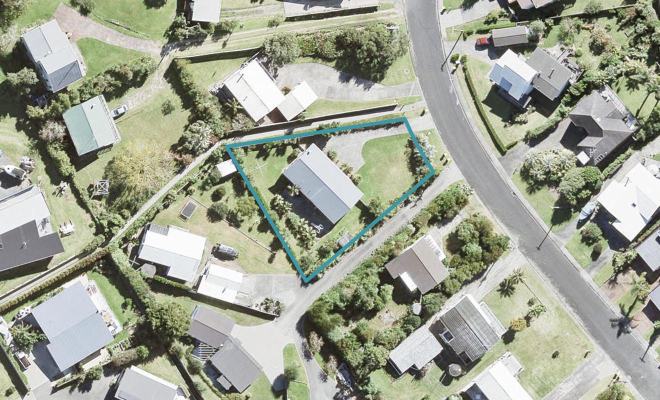 33 Deerness Crescent, Algies Bay, Warkworth - Carousel 1