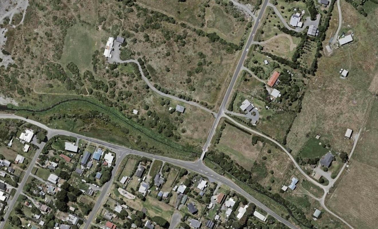 7 Sims Road, Te Horo Beach, Otaki - Carousel 1