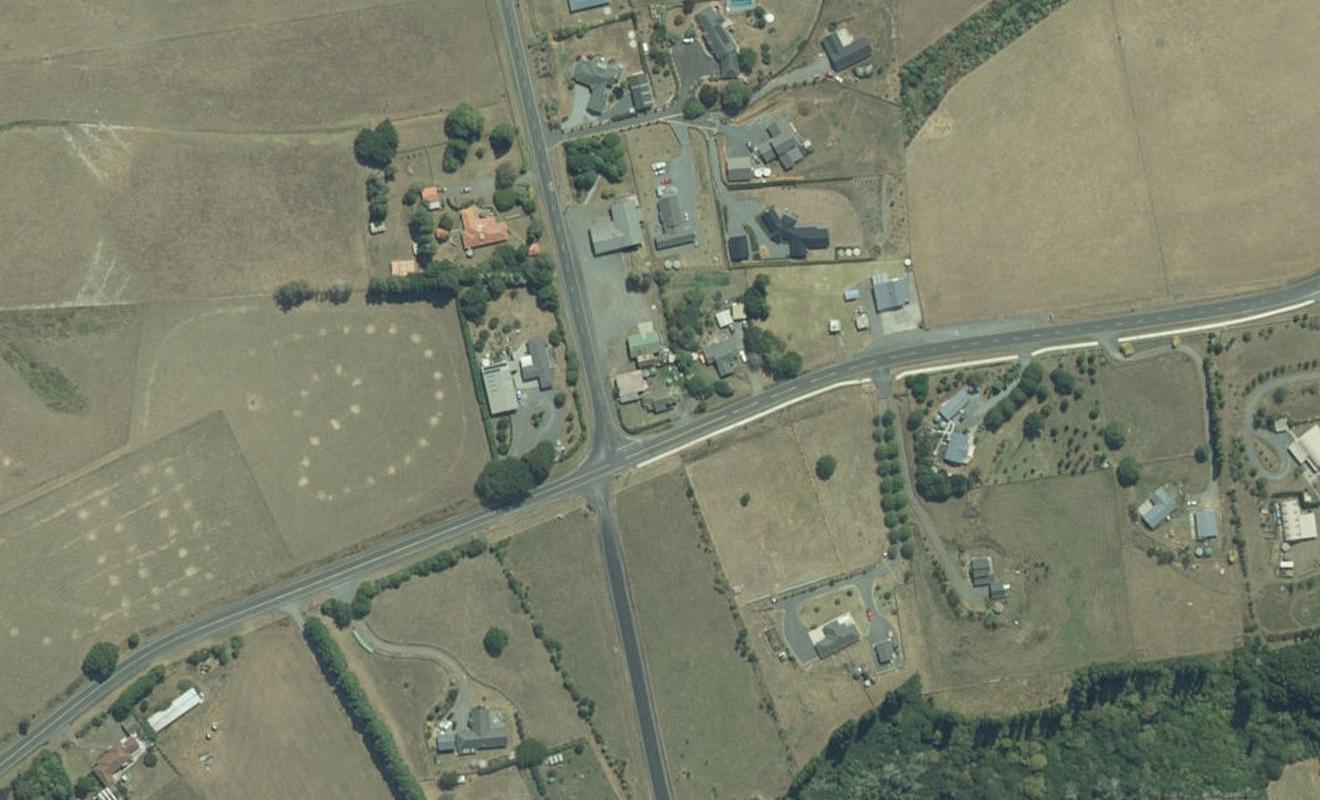 2094 Miranda Road, Pokeno - Carousel 1