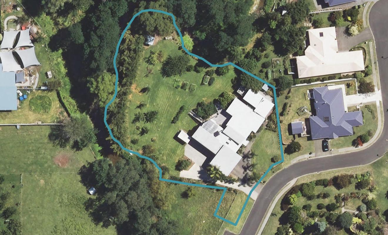 10 Parkview Place, Riverdale, Gisborne - Carousel 1
