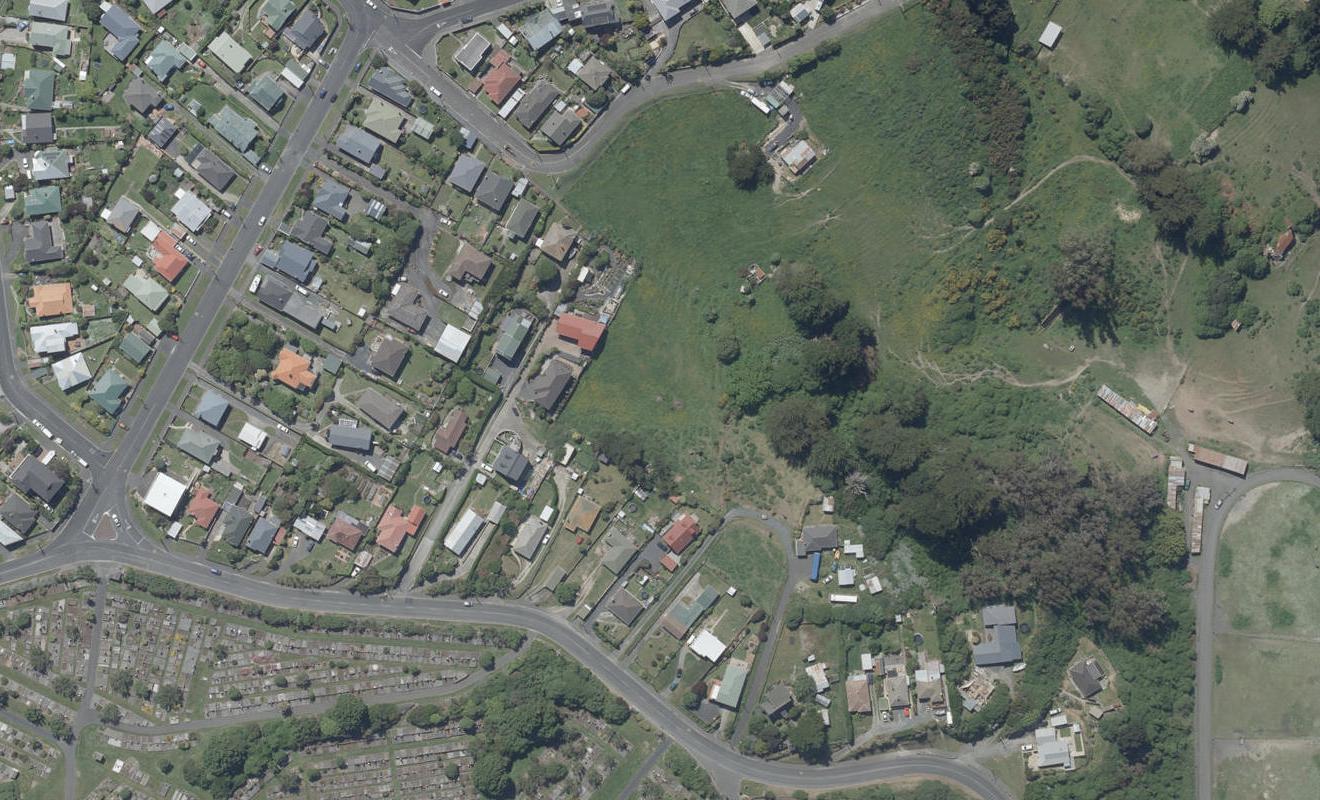 13 Dunford Lane, Andersons Bay, Dunedin - Carousel 1