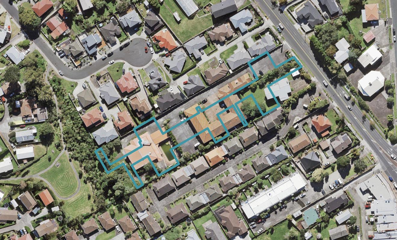 48 Raupeti Lane, Henderson, Auckland - Carousel 1